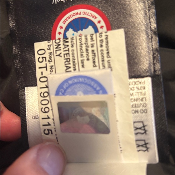 Canada Goose winter jacket - Picture 6 of 7